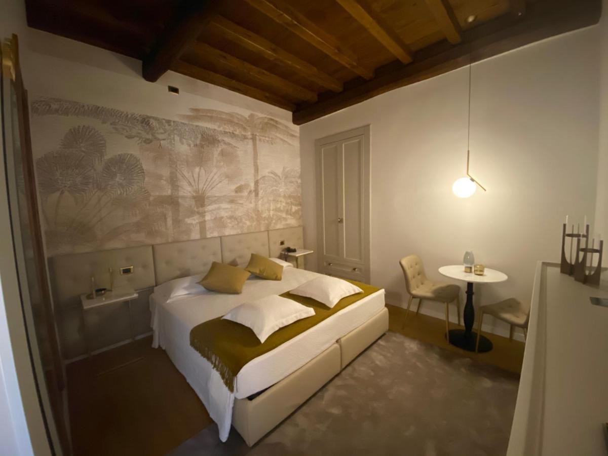 Condotti Rooms Řím Exteriér fotografie