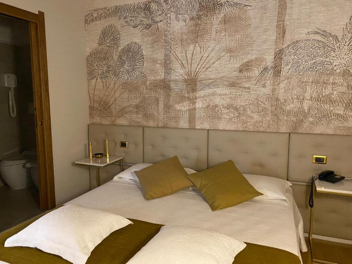 Condotti Rooms Řím Exteriér fotografie